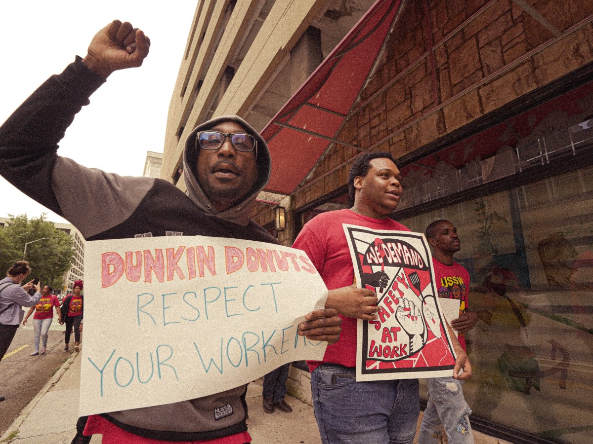 Dunkin Donuts workers strike