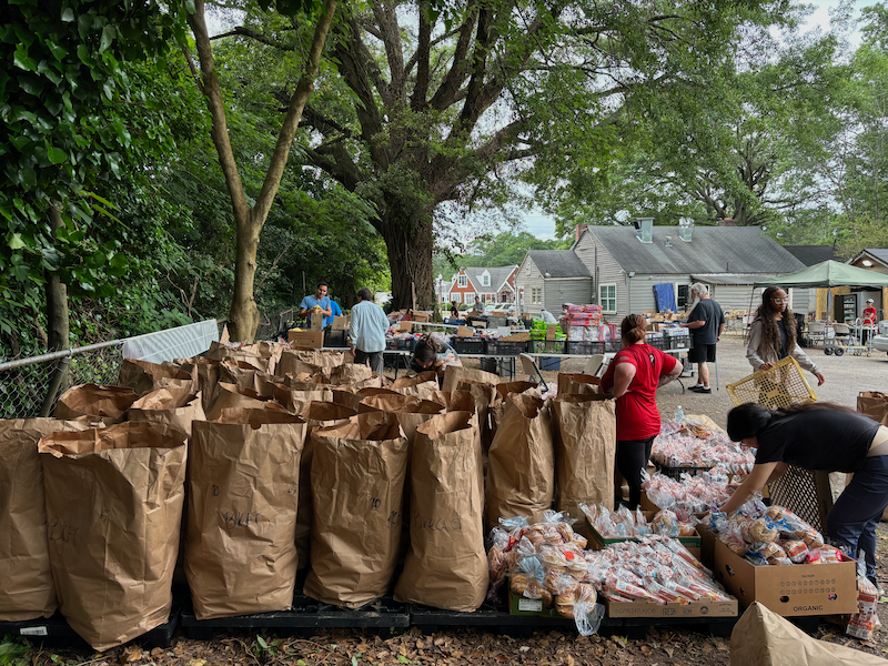 FoodCommune redistributes around 6,000 pounds of food every week. | Photography by Florencia Tuchin