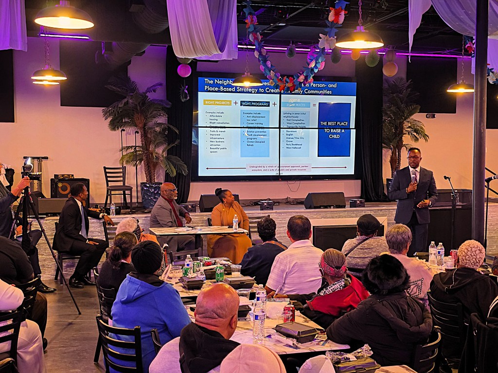 Community meeting about Atlanta's neighborhood reinvestment initiative